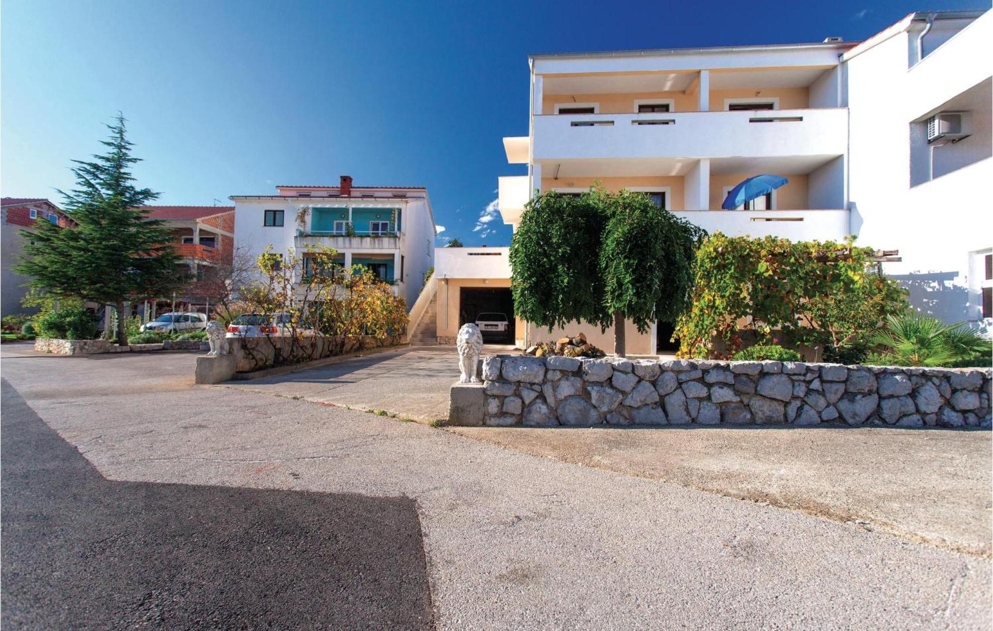 Gorgeous Apartment In Krk With Wifi Krk Town Eksteriør billede